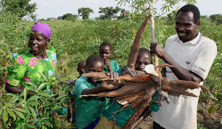 In veertig Oegandese dorpen meer voedsel en inkomen