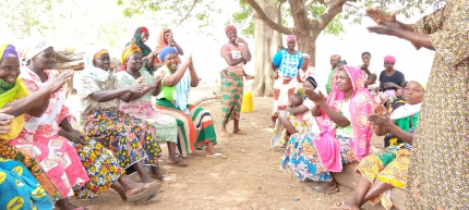 Voedseltekorten dreigen voor karitéboerinnen Ghana | afbeelding 928