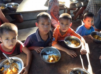Opvang en onderwijs voor jonge vluchtelingen in Myanmar | afbeelding 1549