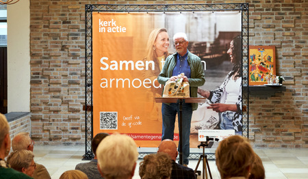 Nieuw inleverpunt Voedselbank geopend in de Kruiskerk Roosendaal 